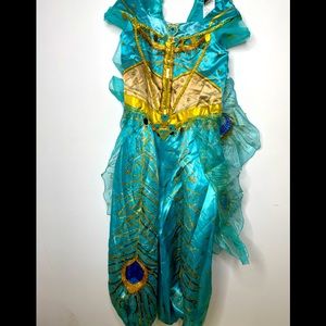 Disney kids costume Aladdin size small 4-6